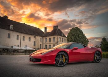 rosnijwsile.pl Jak odnaleźć sens życia? 7 cennych lekcji od mnicha, który sprzedał swoje ferrari