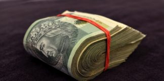 rosnijwsile.pl Zarabiaj więcej pieniędzy! 10 nawyków które prowadzą do bogactwa