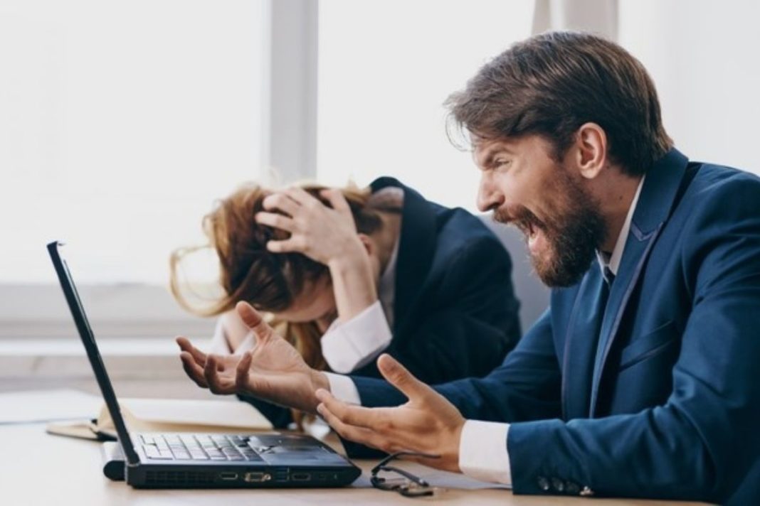 Jak ogarnąć emocje w pracy? 7 nowych zasad emocji w życiu zawodowym