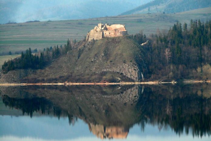 Zamek w Czorsztynie
